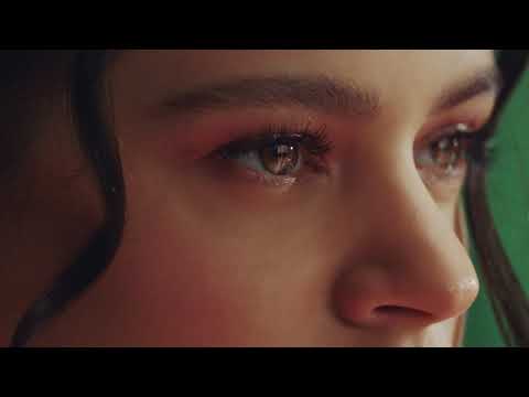 ROSALÍA - LA RUMBA DEL PERDÓN x DI MI NOMBRE - Learn Spanish with this music video
