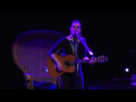 "Siempre me quedará" - BEBE en concierto en Sant Cugat del Vallès - Learn Spanish with this music video